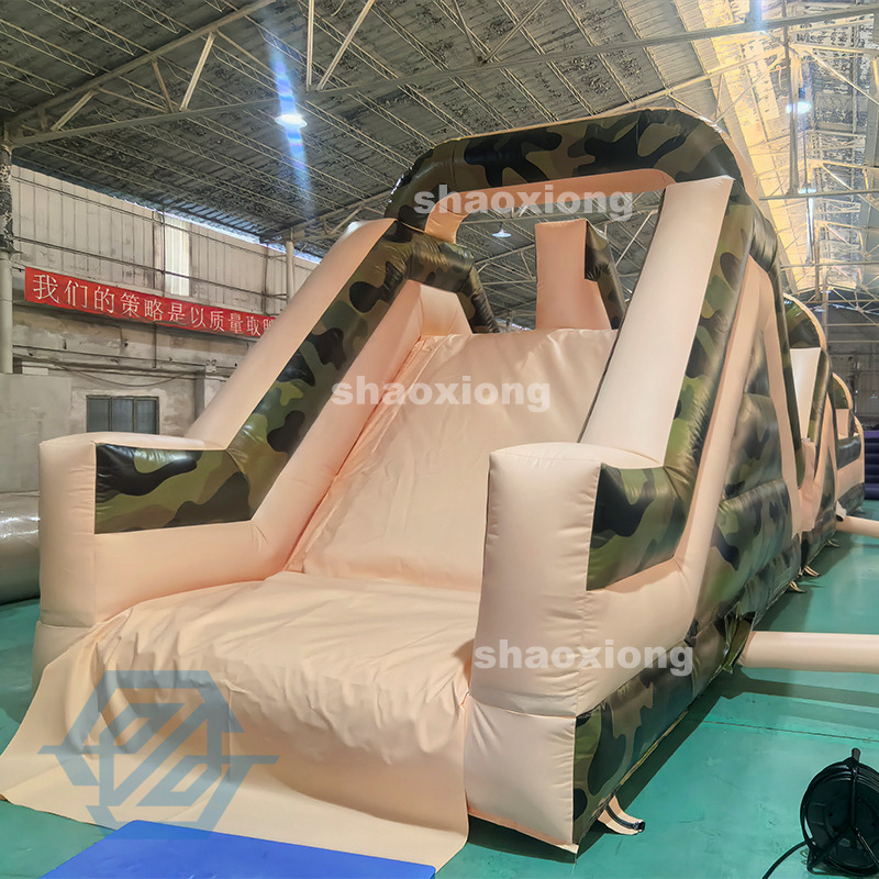 Corsa ad ostacoli per giochi sportivi mimetici gonfiabili all'aperto commerciali