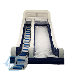 Sprzedam niestandardową dużą nadmuchiwaną podw&oacute;jną zjeżdżalnię wodną z basenem