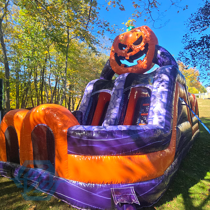 Parcours d'obstacles gonflable d'Halloween de ferme de citrouilles avec souffleur 