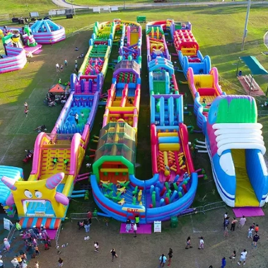 Wie aufblasbare Parks Familienunterhaltungszentren revolutionieren