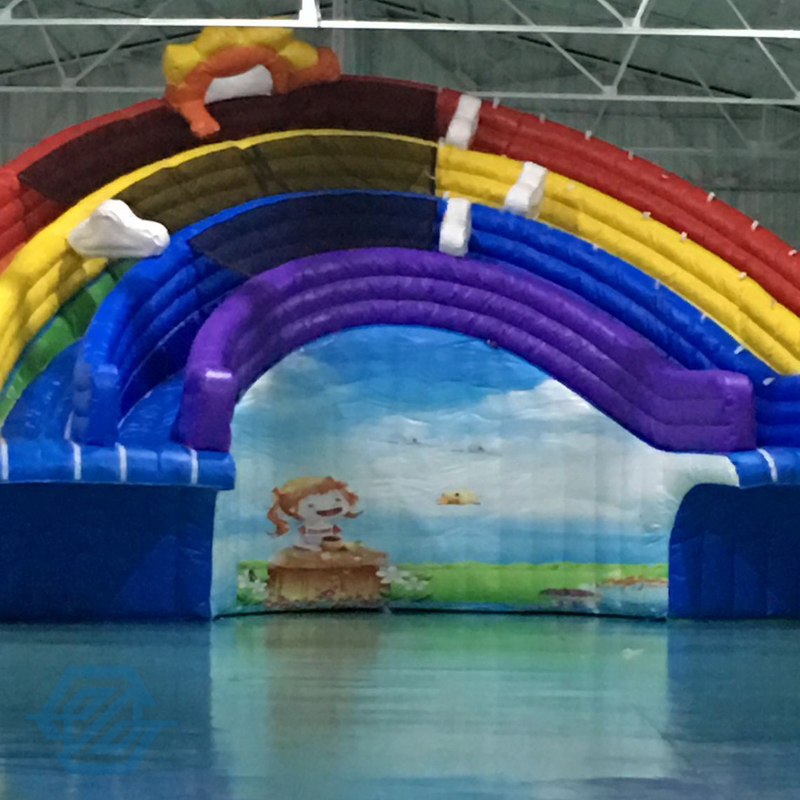 Parque de atracciones inflable grande del parque acu&aacute;tico del tobog&aacute;n del arco iris para comercial